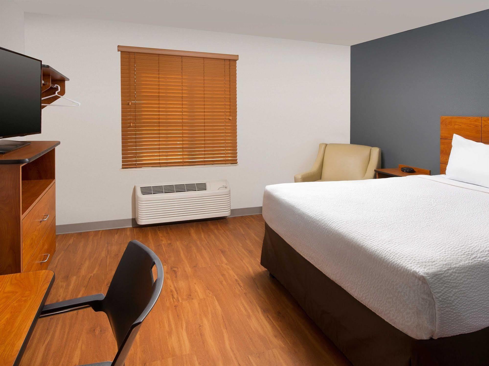 Woodspring Suites Chicago Darien Екстер'єр фото
